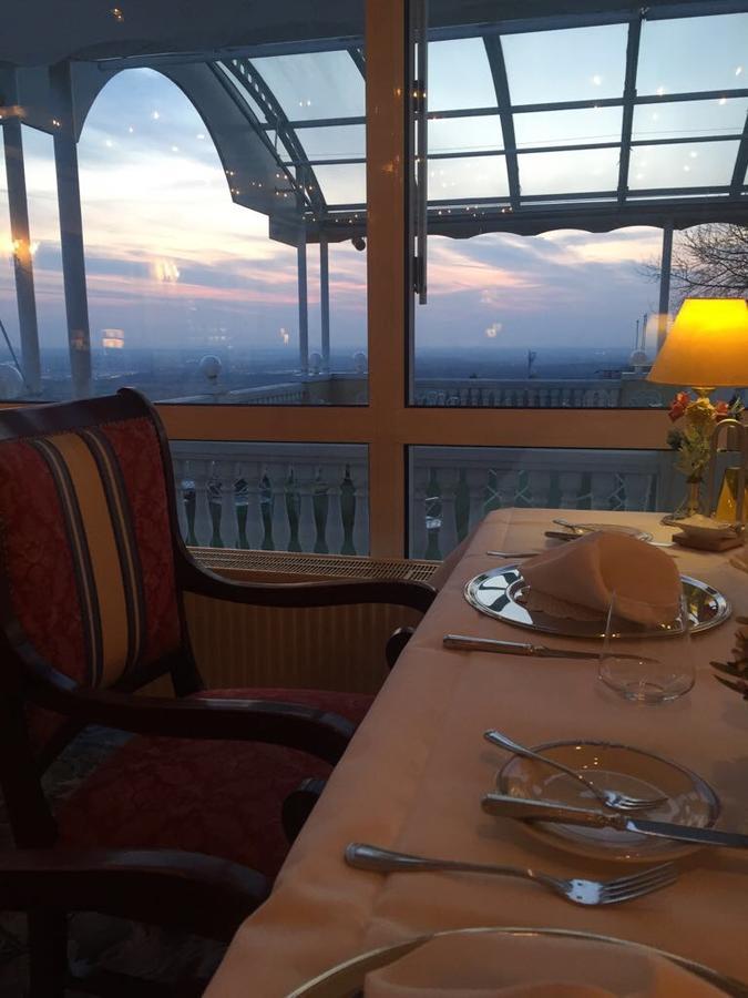 Panorama Hotel Und Restaurant Schlossberg Alzenau in Unterfranken Ngoại thất bức ảnh